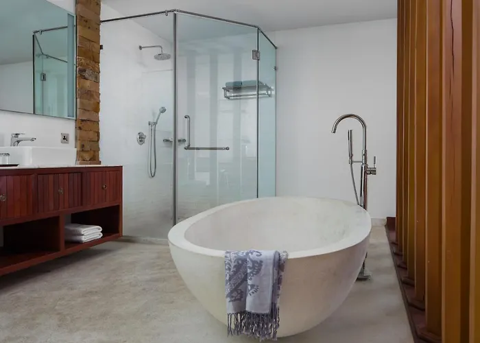 Hotel Deva Angkor 4*